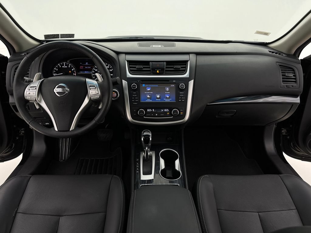 Used 2017 Nissan Altima 3.5 SL w/ 3.5SL Technology Package FWD image 21