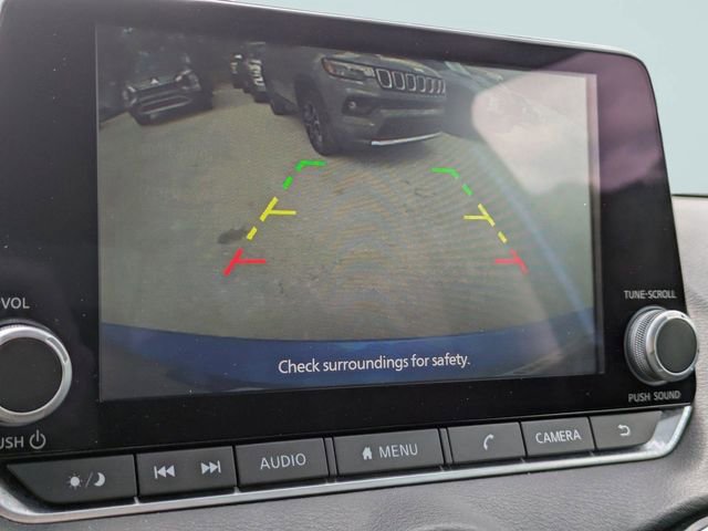 Used 2023 Nissan Sentra SV image 21