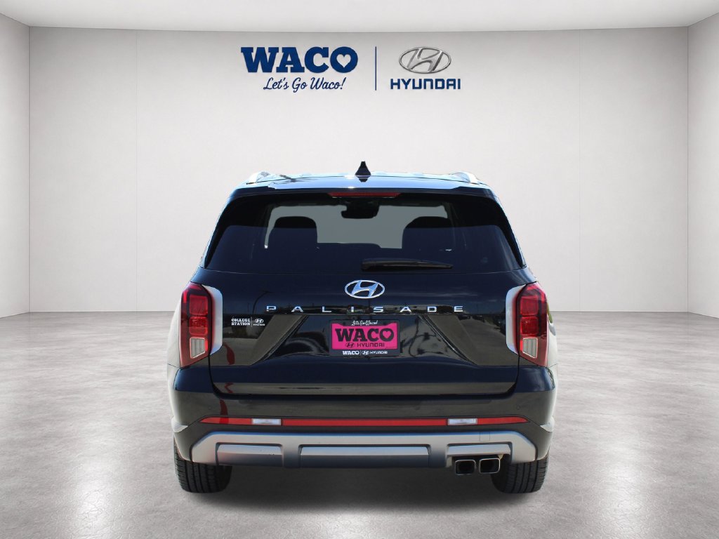 Used 2023 Hyundai Palisade SEL FWD image 7