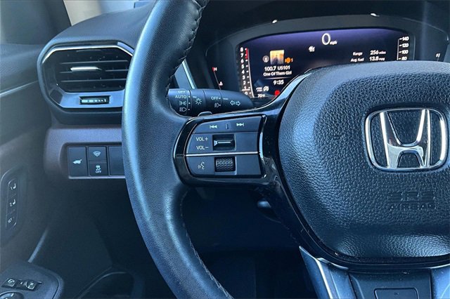 Used 2023 Honda Pilot Elite image 20