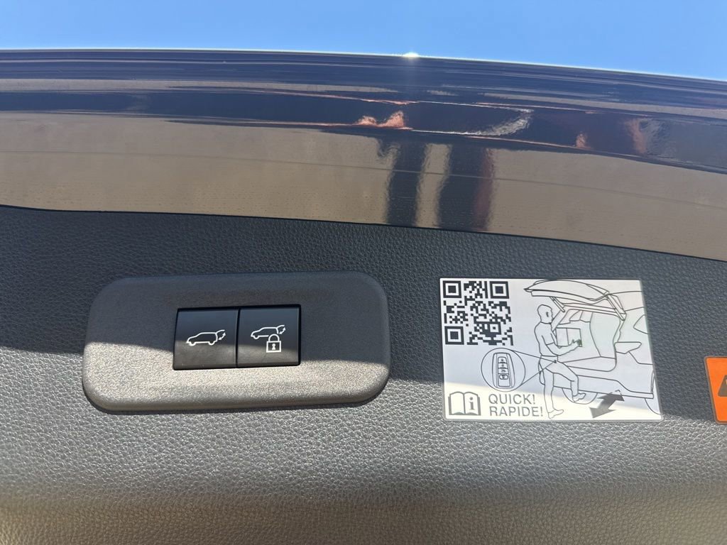 Used 2025 Toyota Crown Signia XLE image 29