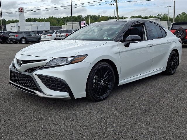 Used 2024 Toyota Camry XSE w/ Cold Weather Package AWD/4WD image 6