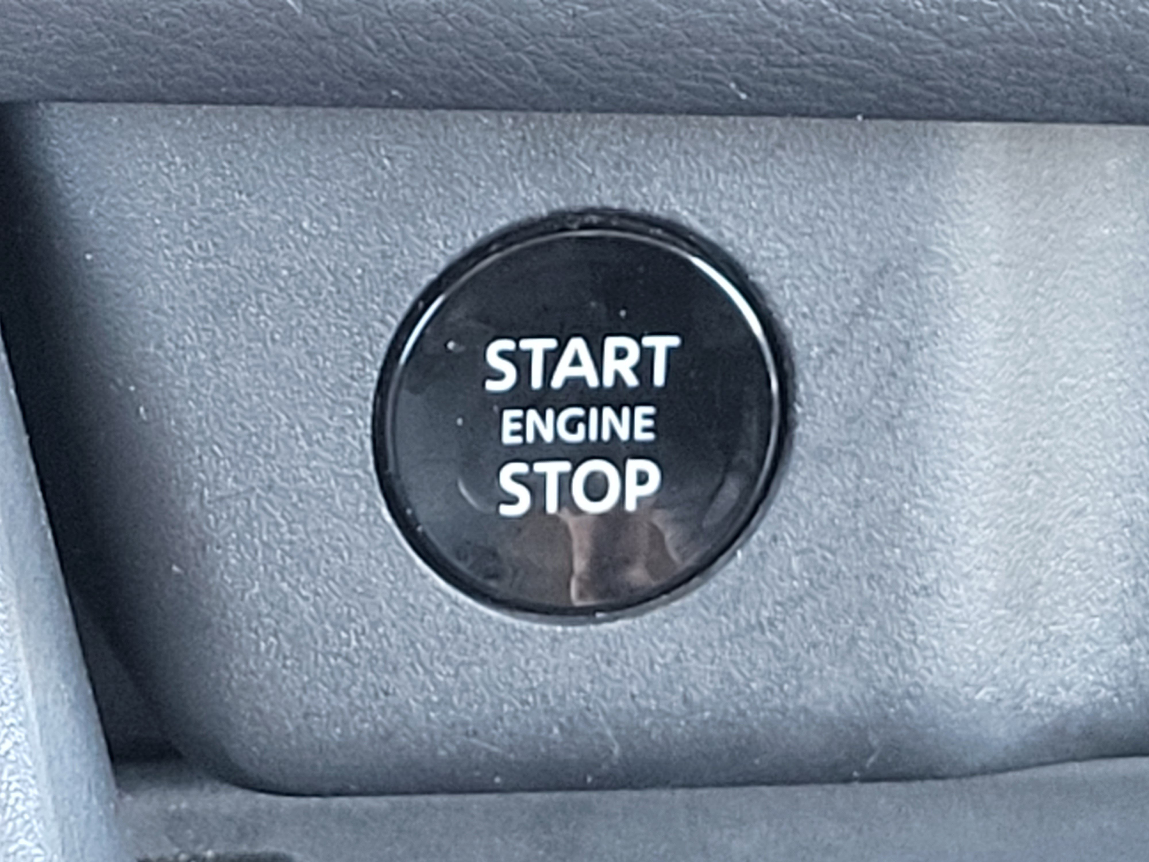 Used 2026 Nissan Rogue SV AWD/4WD image 19