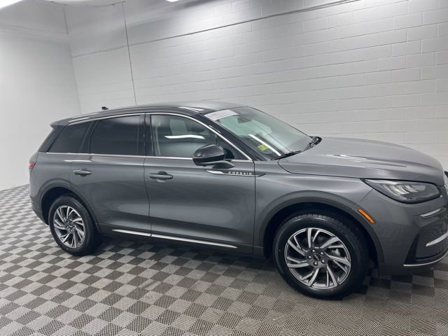 Certified 2023 Lincoln Corsair AWD w/ Equipment Group 101A image 4
