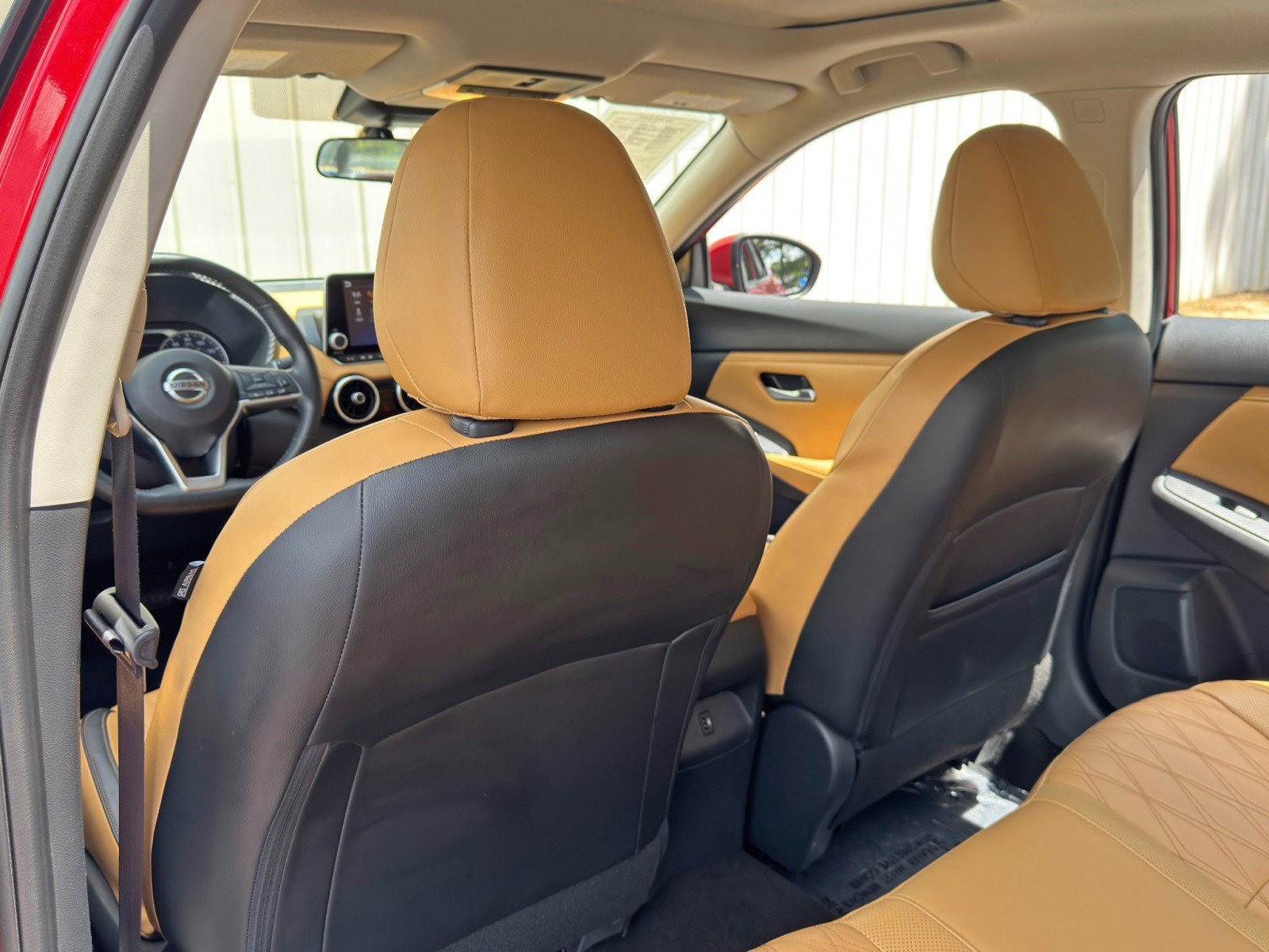Used 2023 Nissan Sentra SV w/ SV Premium Package FWD image 30