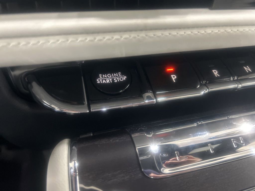 New 2025 Lincoln Aviator Black Label w/ Black Label Special Edition image 16