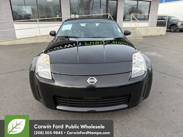 Used 2005 Nissan 350Z Touring video 2