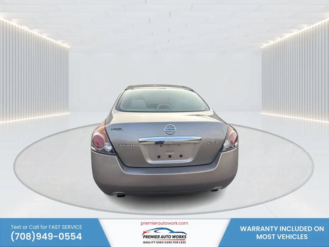 Used 2012 Nissan Altima Sedan FWD image 5