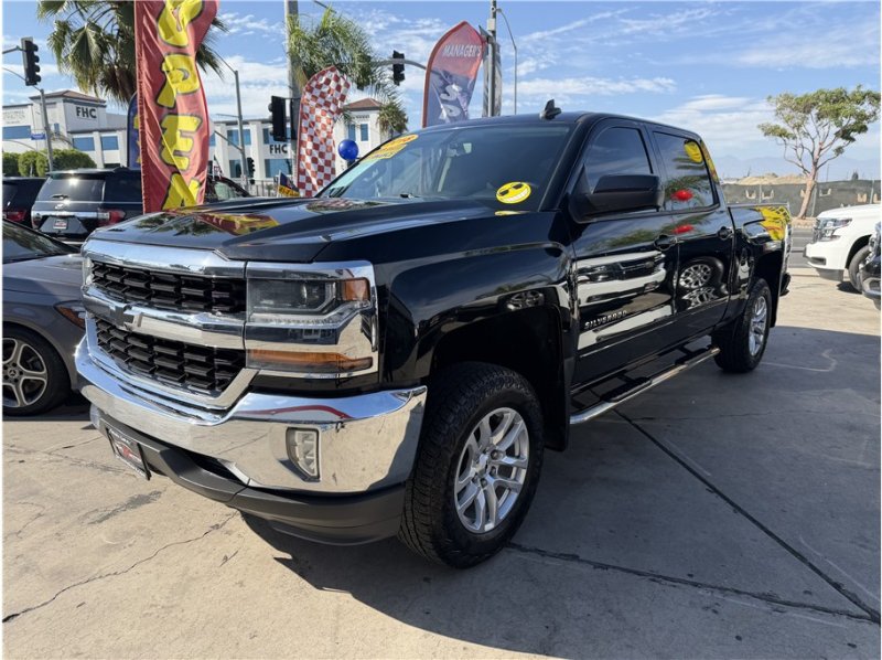 Used 2018 Chevrolet Silverado 1500 LT w/ All Star Edition RWD image 51
