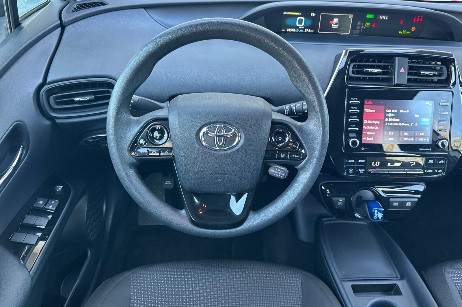 Certified 2021 Toyota Prius LE w/ Carpet Mat Package (TMS) FWD image 14
