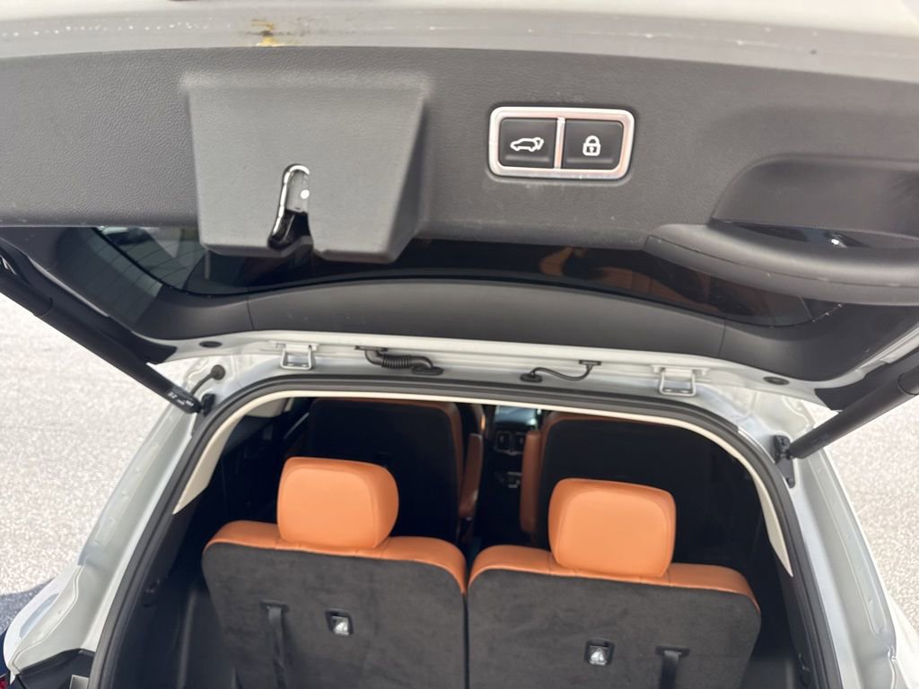 Used 2023 Kia Sorento SX Prestige image 10