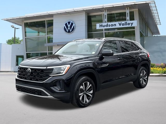 Certified 2025 Volkswagen Atlas Cross Sport SE image 1