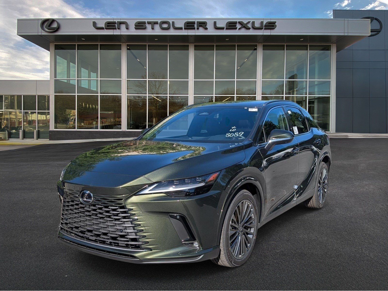New 2026 Lexus RX 450h AWD image 4
