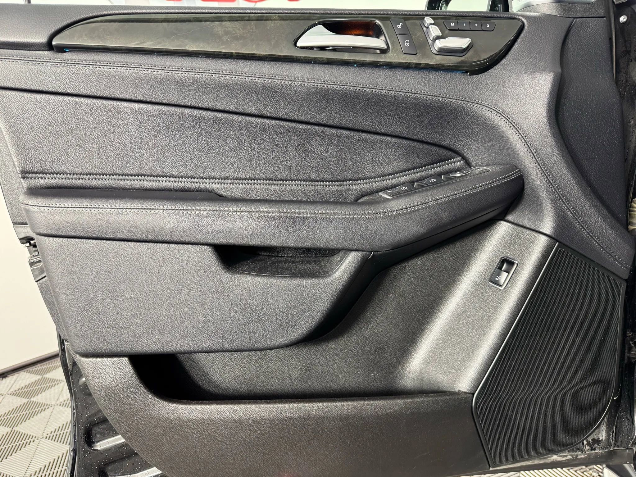 Used 2018 Mercedes-Benz GLE 43 AMG 4MATIC image 41