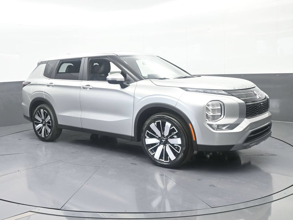 New 2026 Mitsubishi Outlander SE FWD image 8