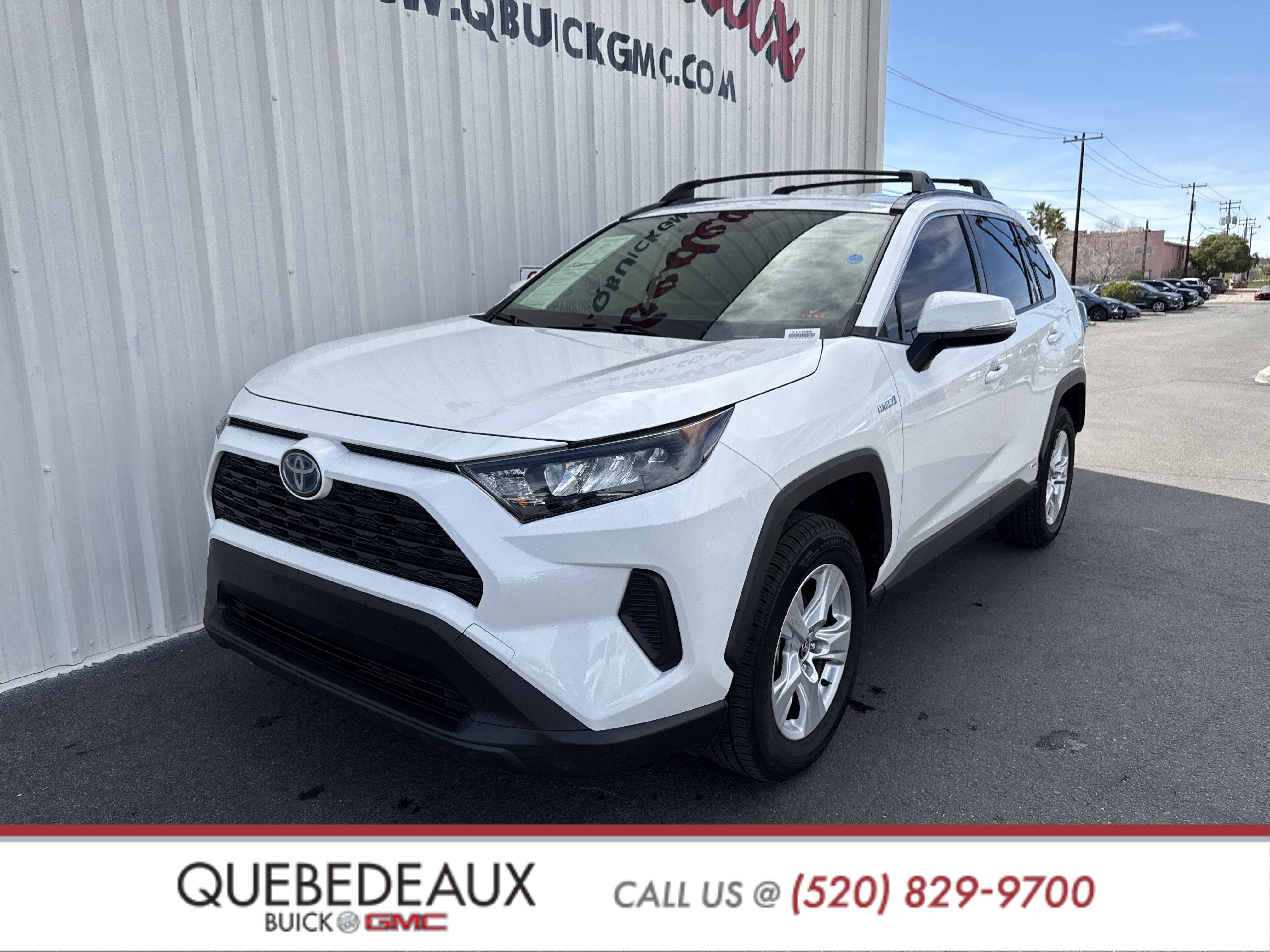 Used 2020 Toyota RAV4 LE image 5