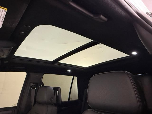 Used 2021 GMC Yukon Denali w/ Denali Premium Package AWD/4WD image 26