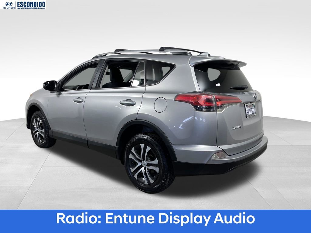 Used 2016 Toyota RAV4 LE FWD image 3