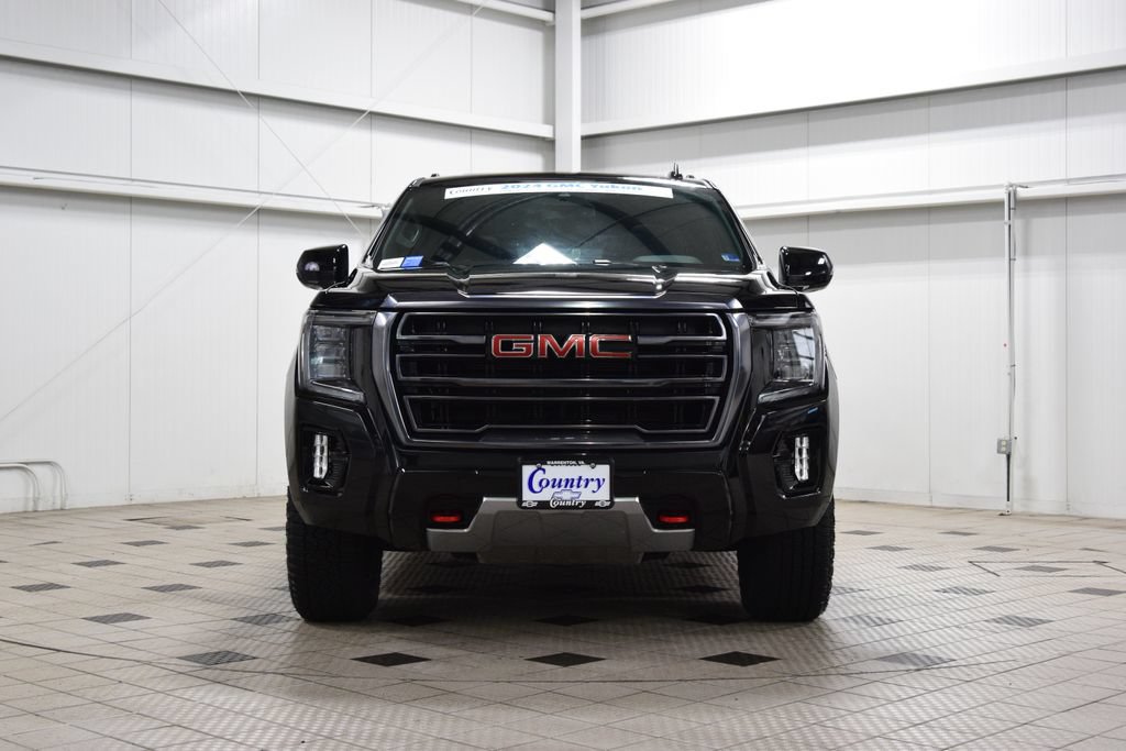 Used 2024 GMC Yukon AT4 AWD/4WD image 2