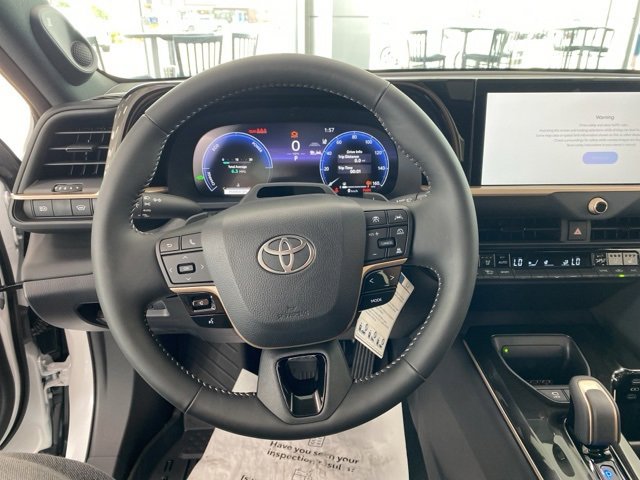 New 2026 Toyota Crown Platinum image 6