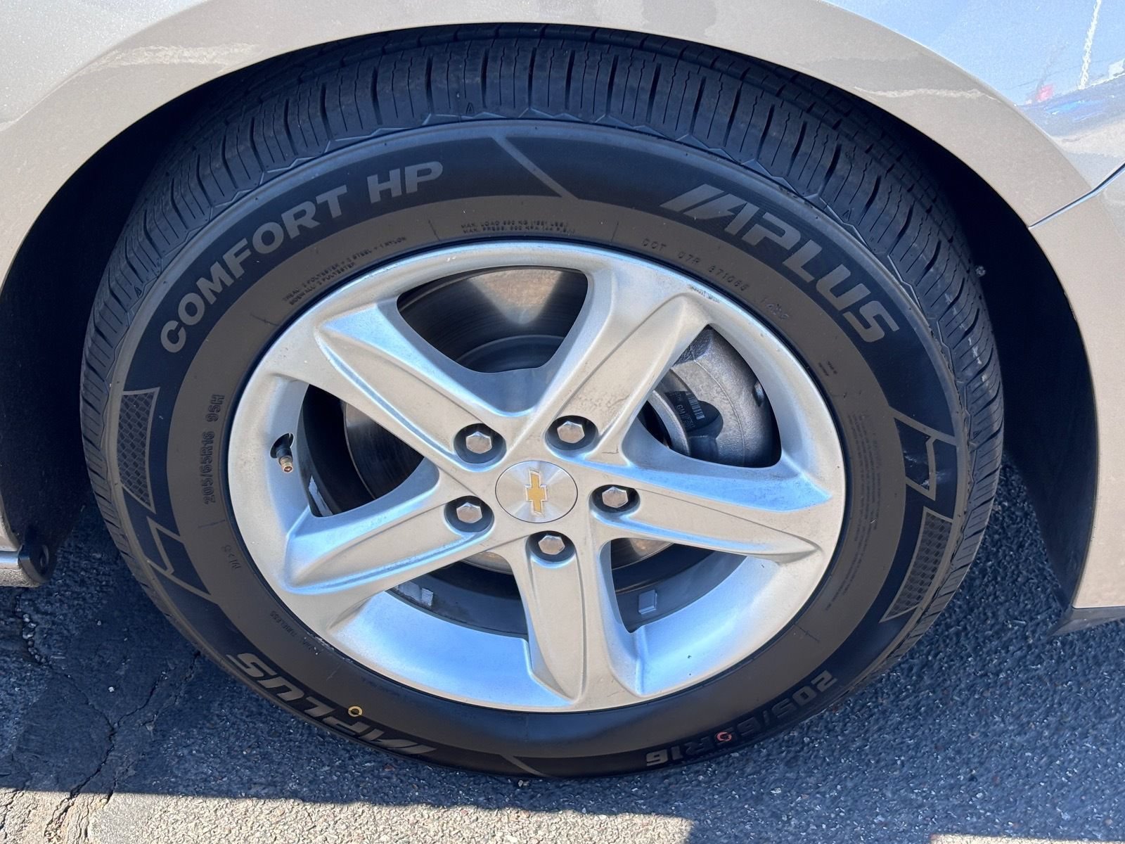 Used 2022 Chevrolet Malibu LT FWD image 13
