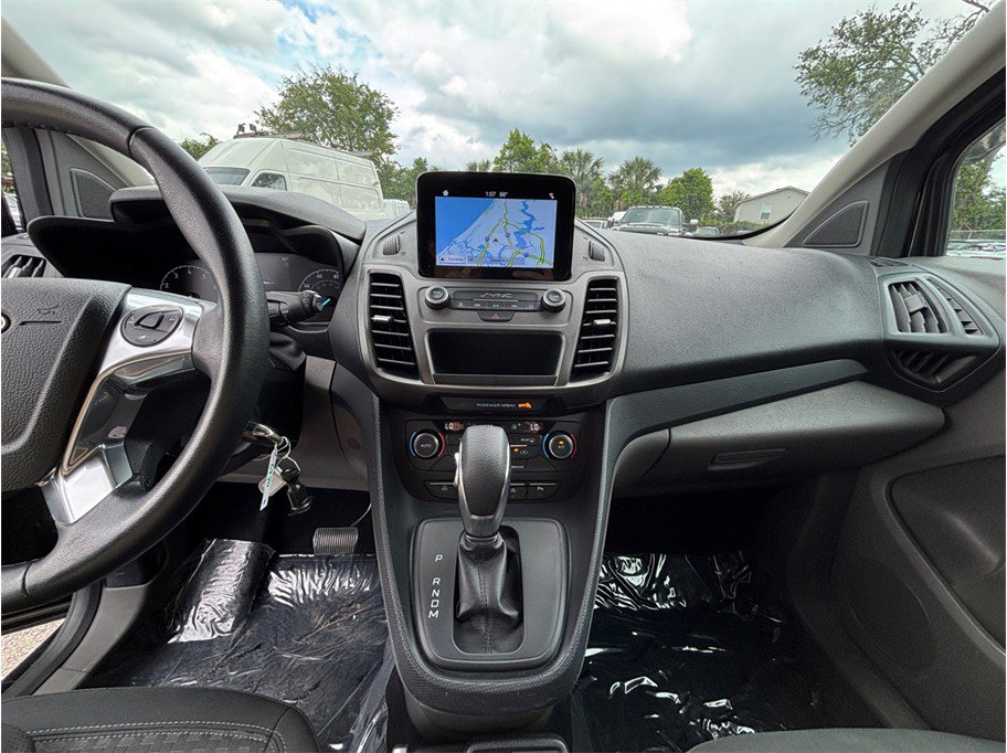 Used 2020 Ford Transit Connect XLT FWD image 11