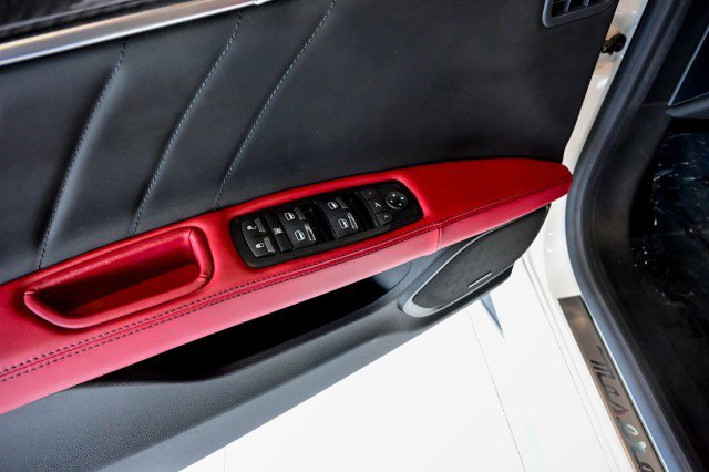 Used 2022 Maserati Ghibli Modena Q4 image 18