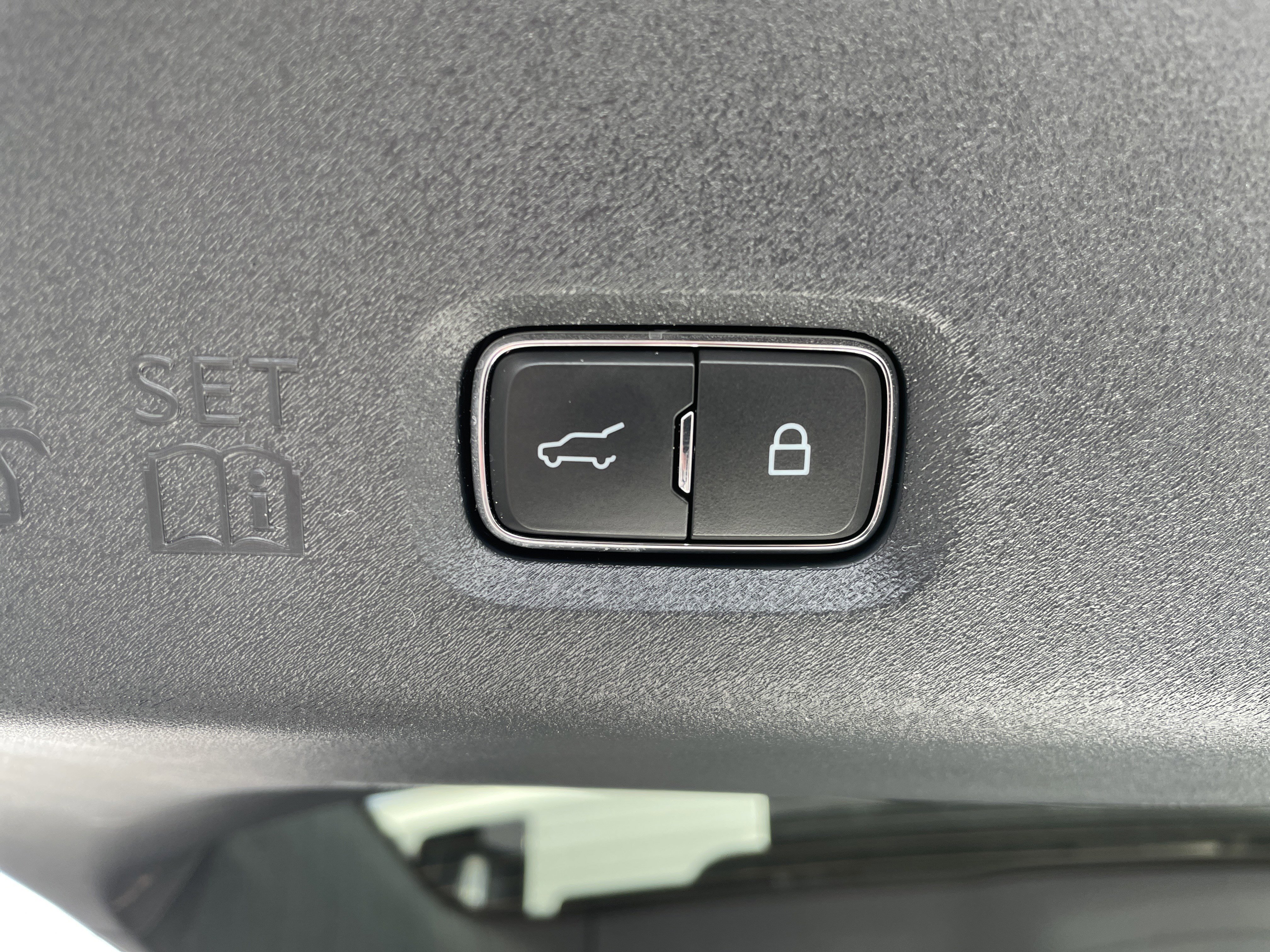 Used 2025 Ford Expedition Platinum w/ Platinum Ultimate Package image 27