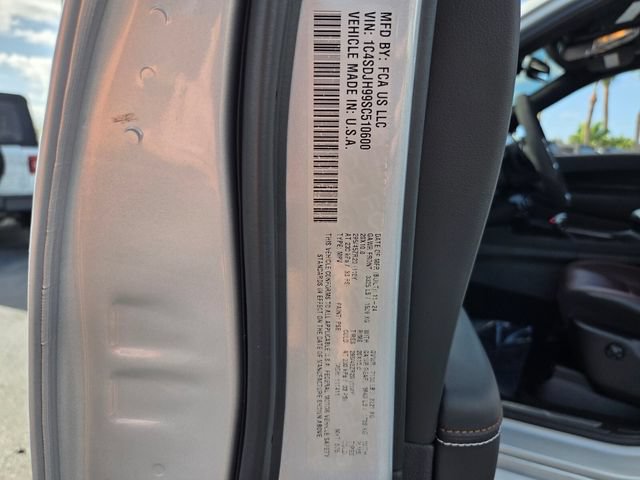 Used 2025 Dodge Durango SRT Hellcat AWD/4WD image 20