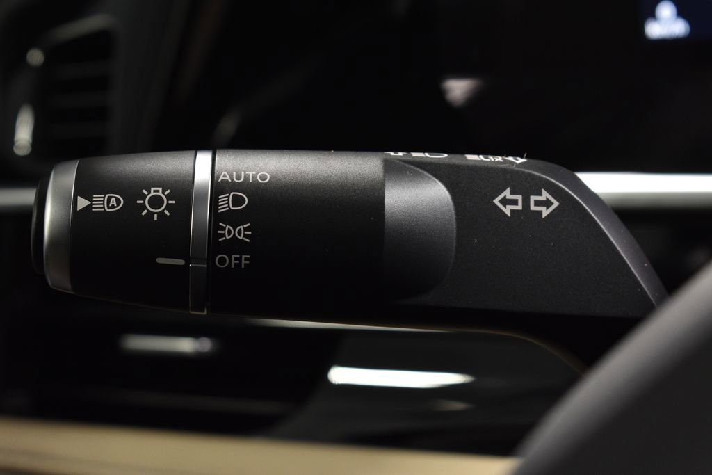 New 2026 INFINITI QX80 Pure w/ Cargo Package image 18