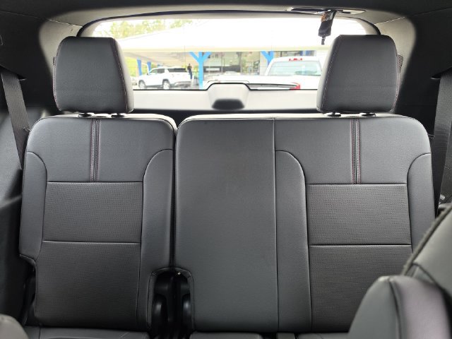 Certified 2023 Chevrolet Traverse RS FWD image 20