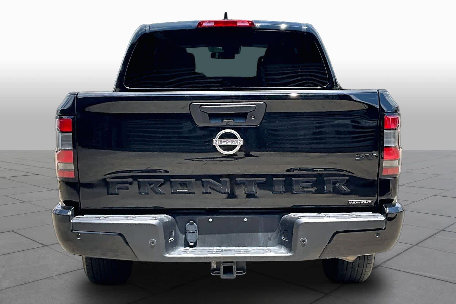 Certified 2023 Nissan Frontier SV w/ Midnight Edition Package RWD image 5