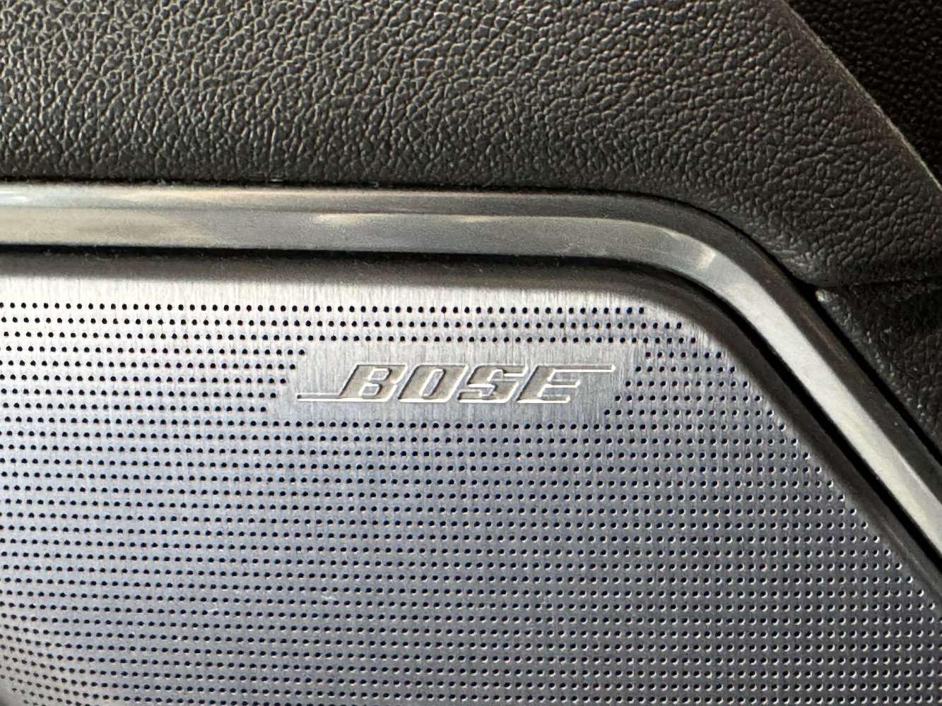 Used 2022 Chevrolet Silverado 1500 High Country image 39