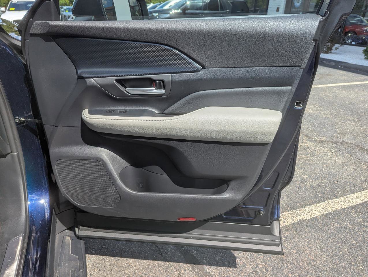 Used 2024 Toyota Grand Highlander AWD Hybrid image 35