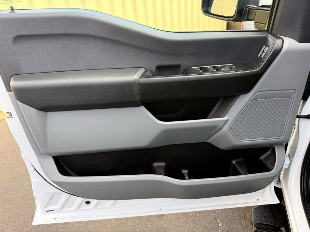 Used 2024 Ford F450 XL w/ XL Chrome Package image 14