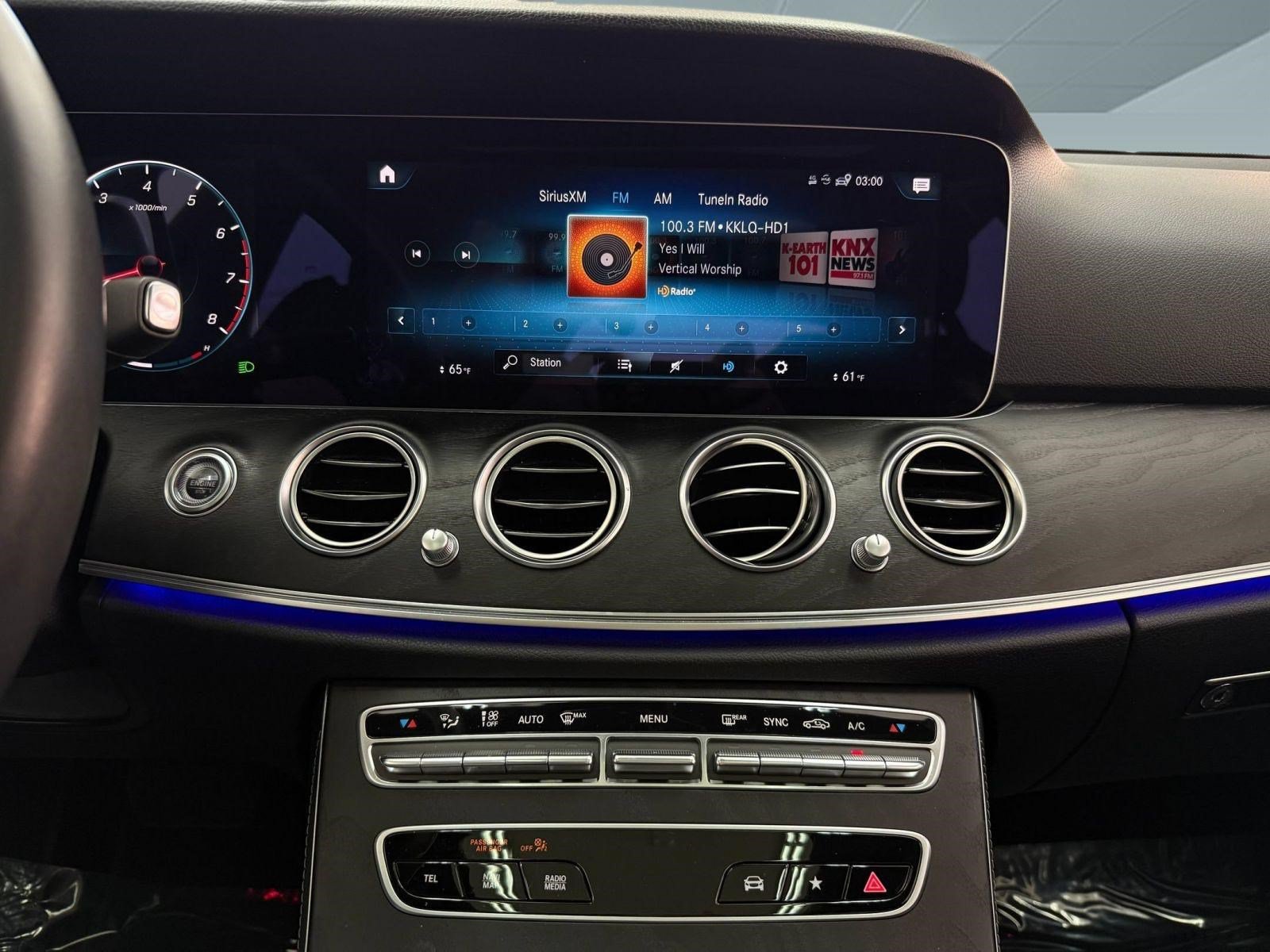 Used 2023 Mercedes-Benz E 350 Sedan image 16