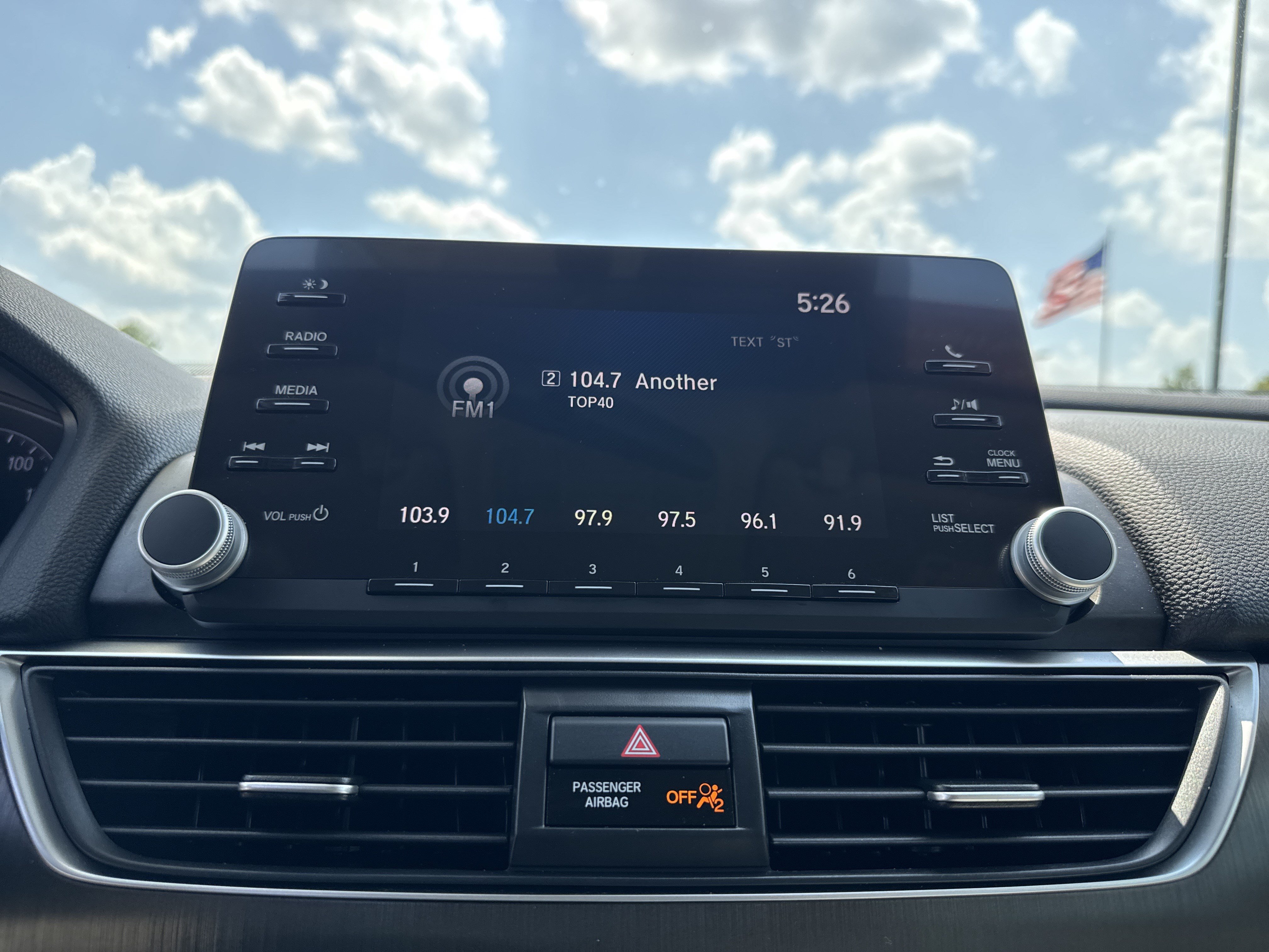 Used 2019 Honda Accord LX image 23