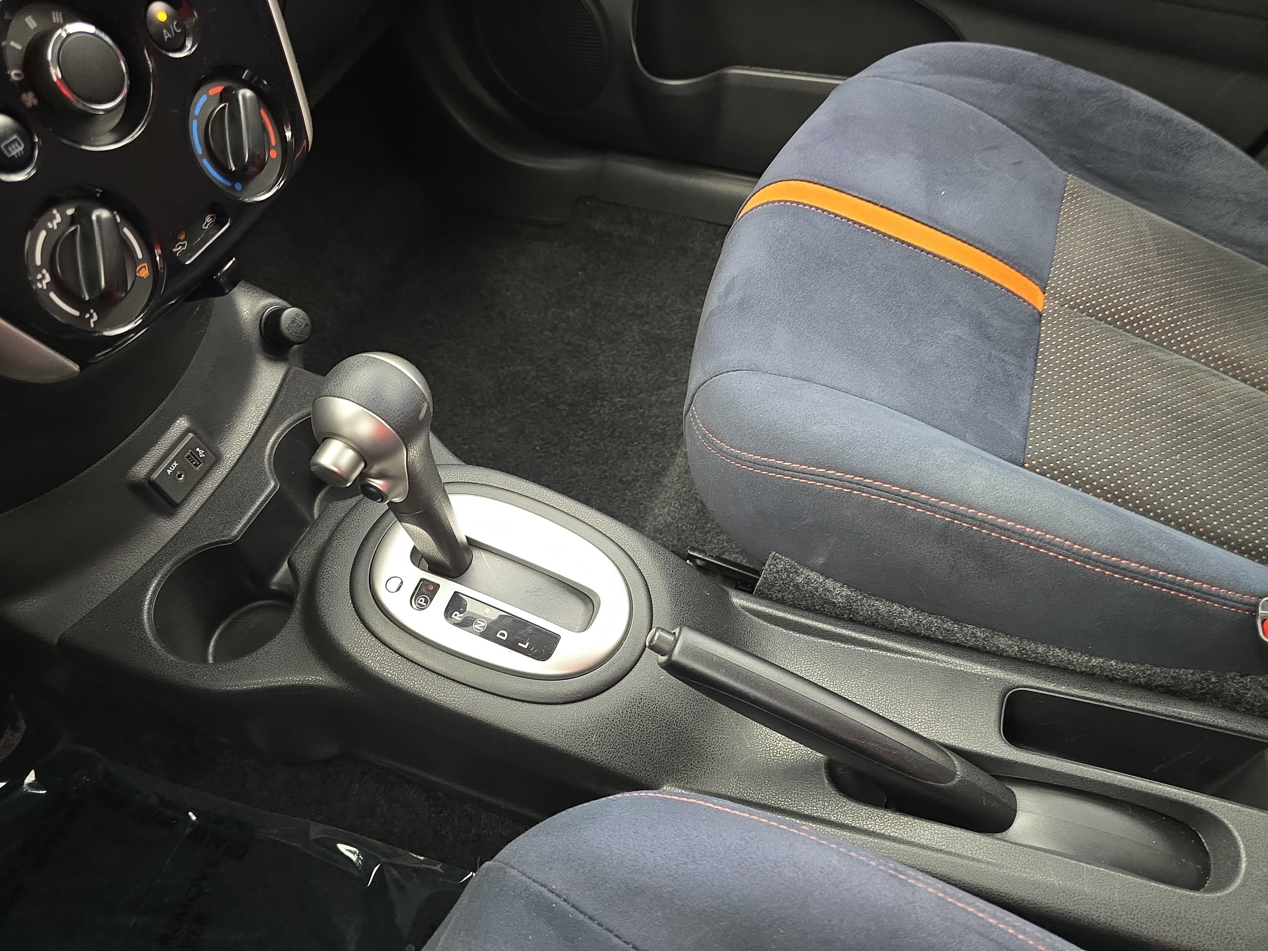 Certified 2018 Nissan Versa Note SR FWD image 23