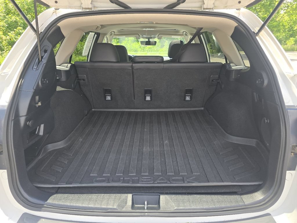 Used 2018 Subaru Outback 2.5i Limited AWD/4WD image 17