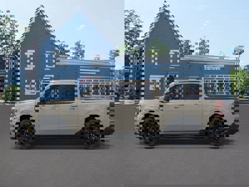 New 2025 Ford Maverick Lariat w/ Black Appearance Package image 3