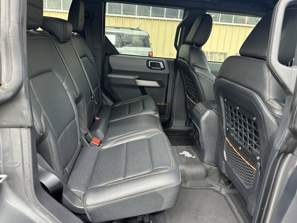 Used 2022 Ford Bronco Badlands w/ Sasquatch Package image 19