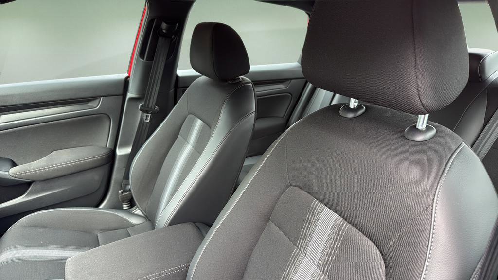 Used 2023 Honda Civic Sport image 12