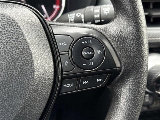 Used 2025 Toyota RAV4 XLE image 23