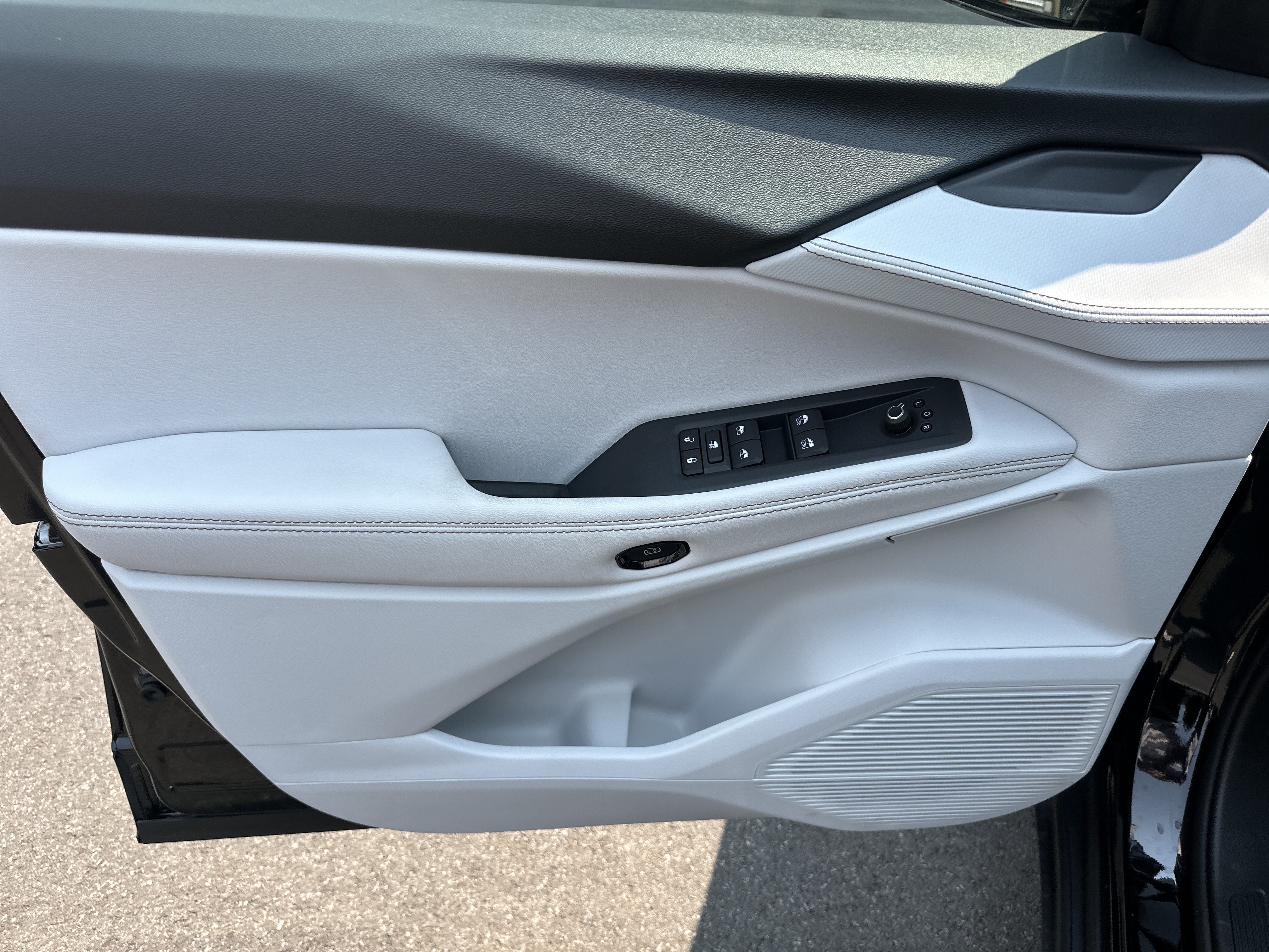 New 2026 Jeep Cherokee Limited AWD/4WD image 28