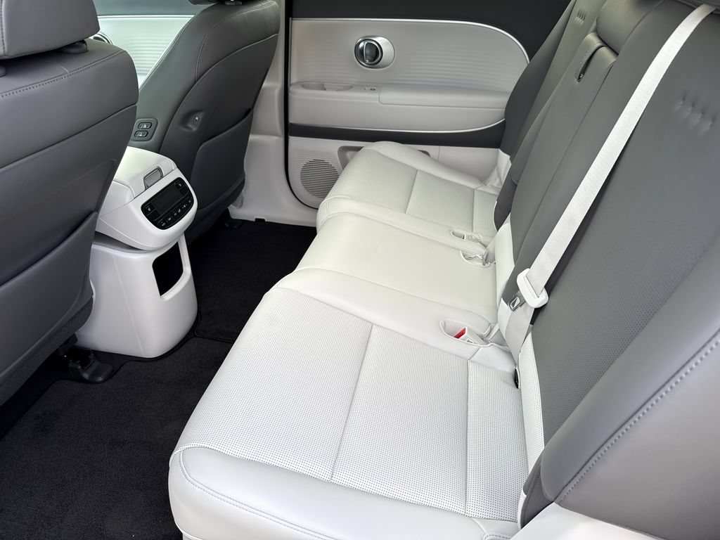 New 2026 Hyundai Ioniq 9 SEL AWD/4WD image 18