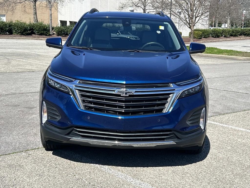 Used 2022 Chevrolet Equinox LT FWD image 2