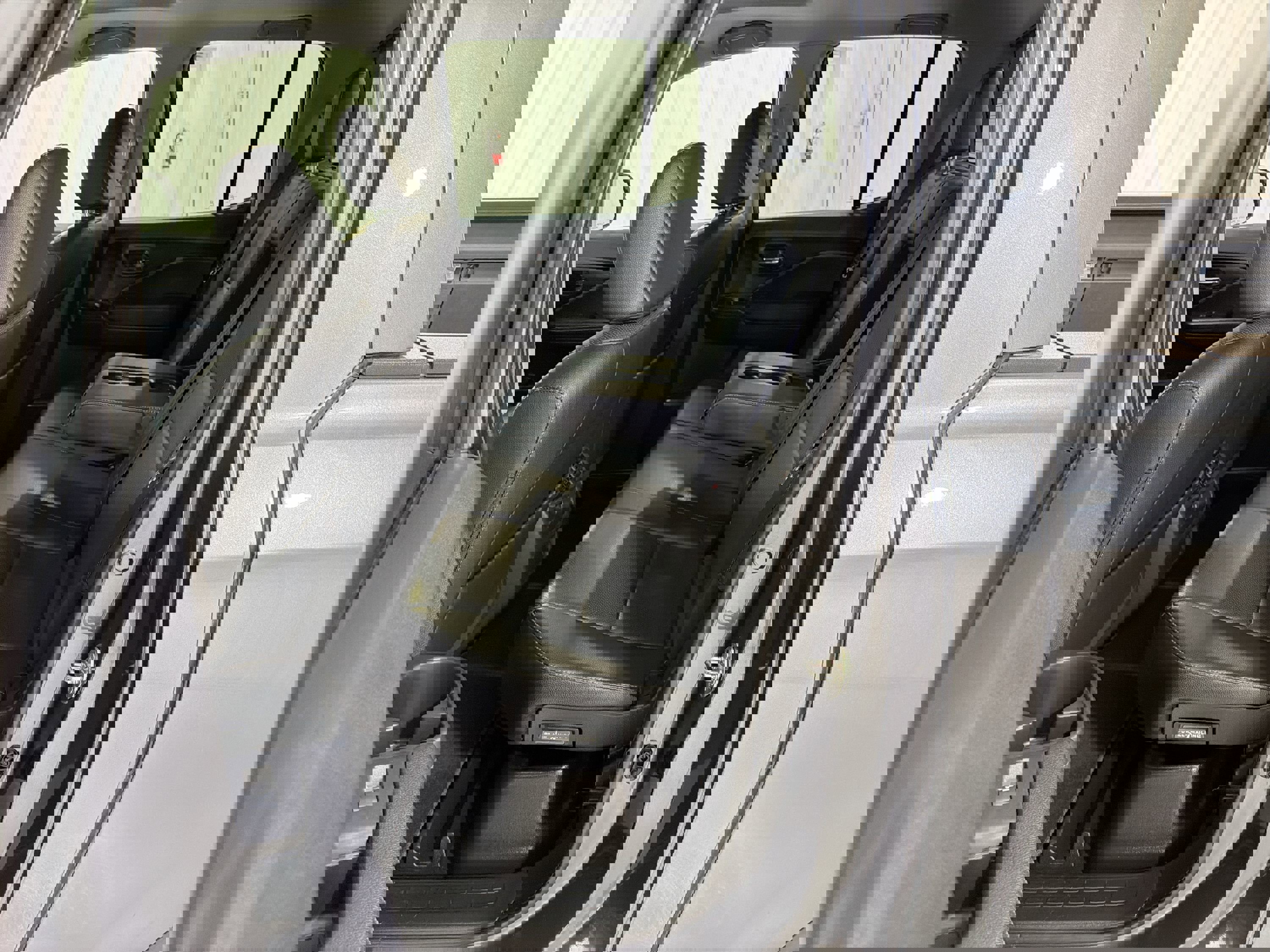 Used 2017 Honda Ridgeline RTL-E image 25