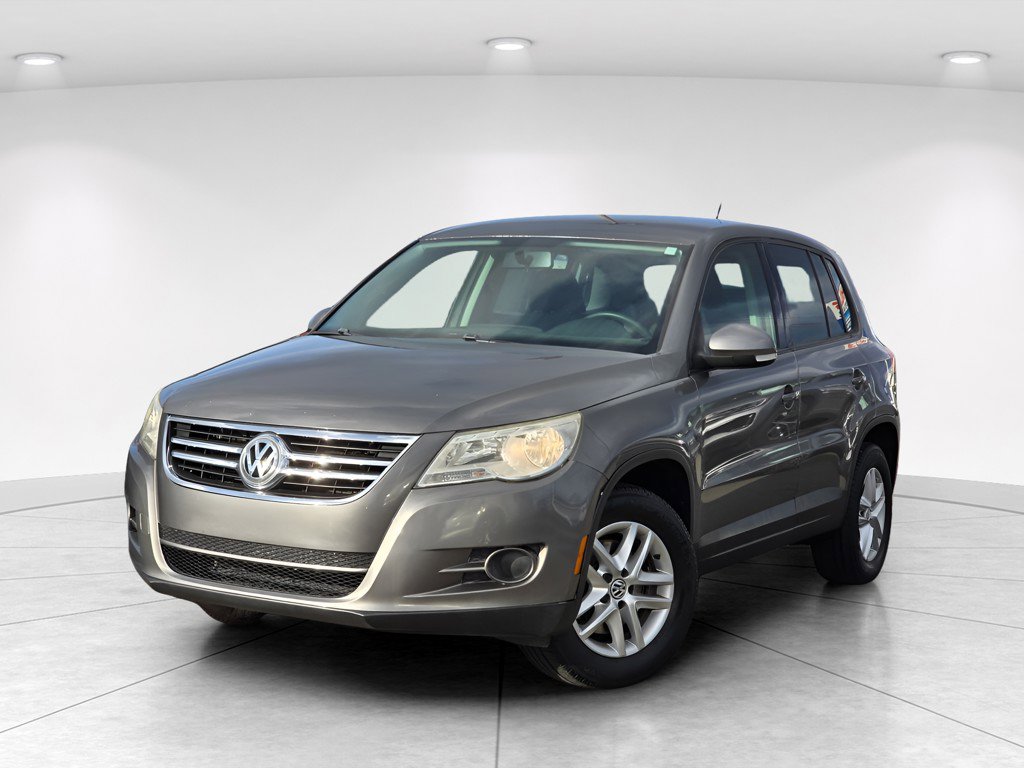 Used 2011 Volkswagen Tiguan S AWD/4WD image 2