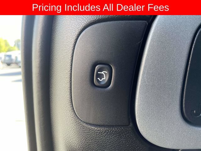 Used 2017 Jeep Cherokee Trailhawk AWD/4WD image 15