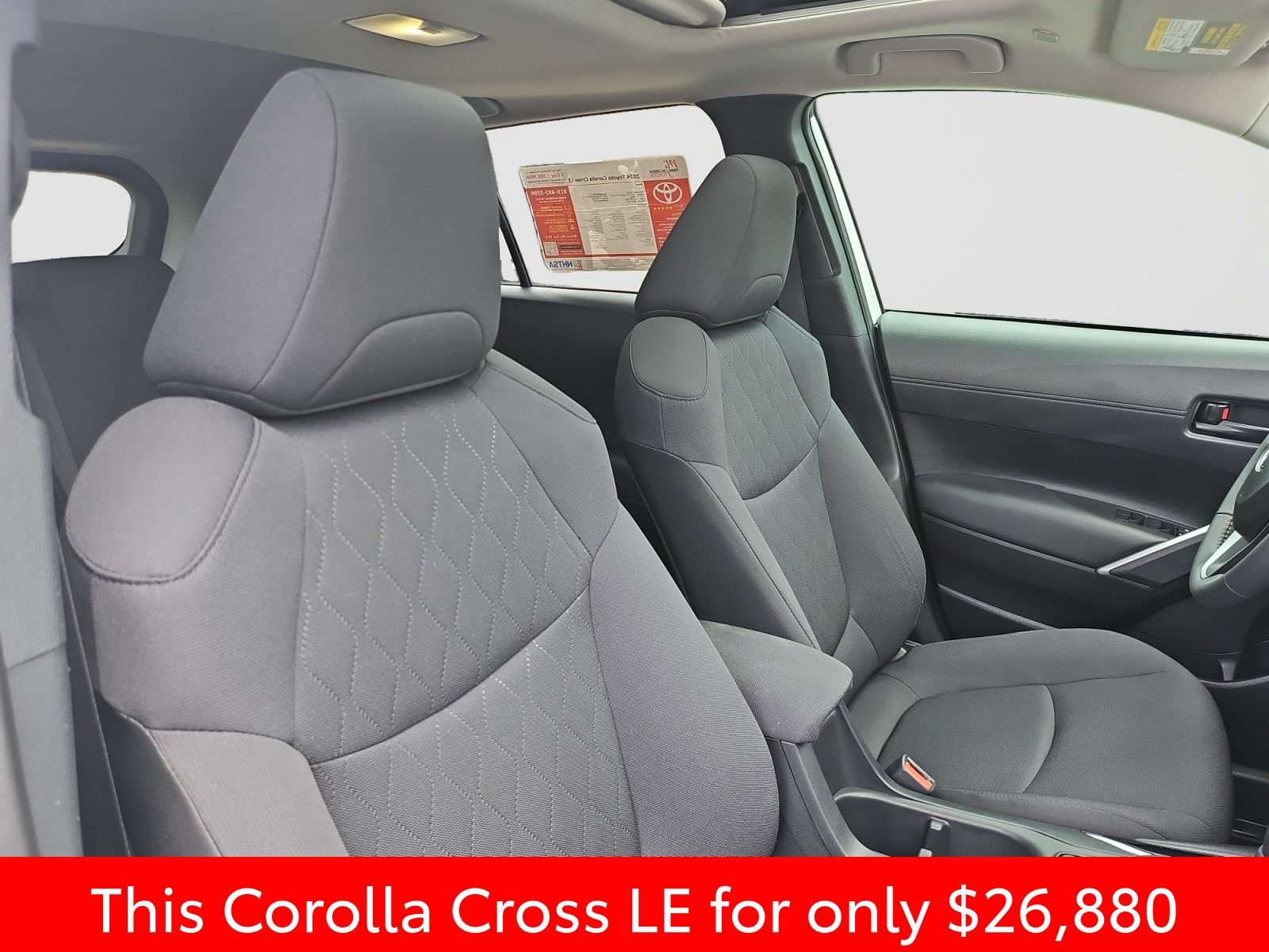 Used 2024 Toyota Corolla Cross LE w/ Moonroof Package FWD image 18